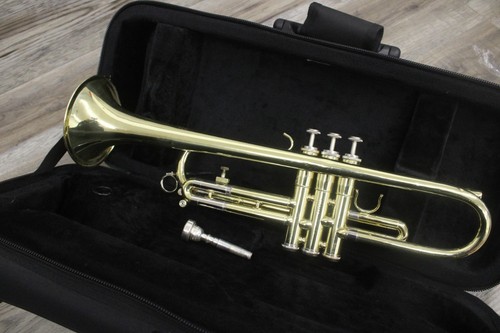 Getzen 300 series - trumpet, with