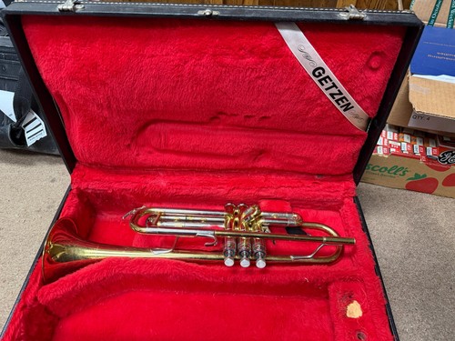 Getzen capri trumpet - getzen, with